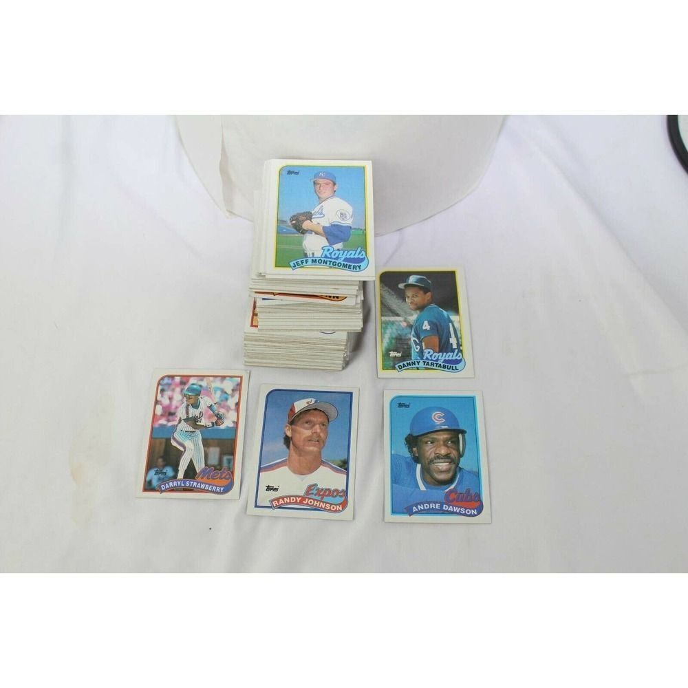 100+ baseball cards all one price